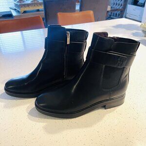NEW Tommy Hilfiger Women's Black Leather Boot - Size 9